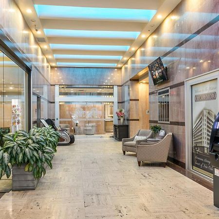 Luxury 2-Bedroom Condo Steps Away From The French Quarter New Orleans Bagian luar foto